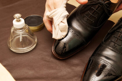 ビジネスマンの靴の手入れ方法は？清潔感を保つコツを解説